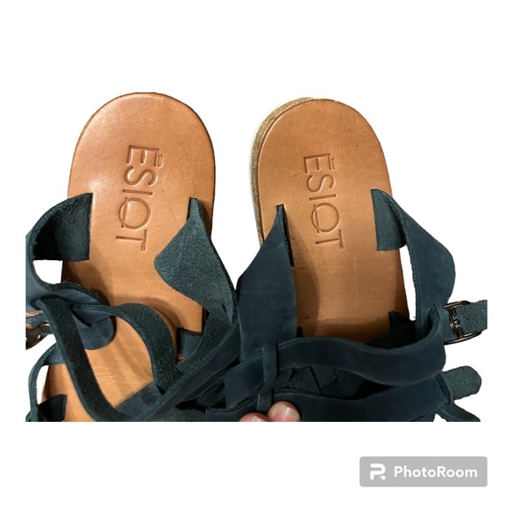 NWOT ESIOT Blue Gladiator Sandals - Picture 7 of 7